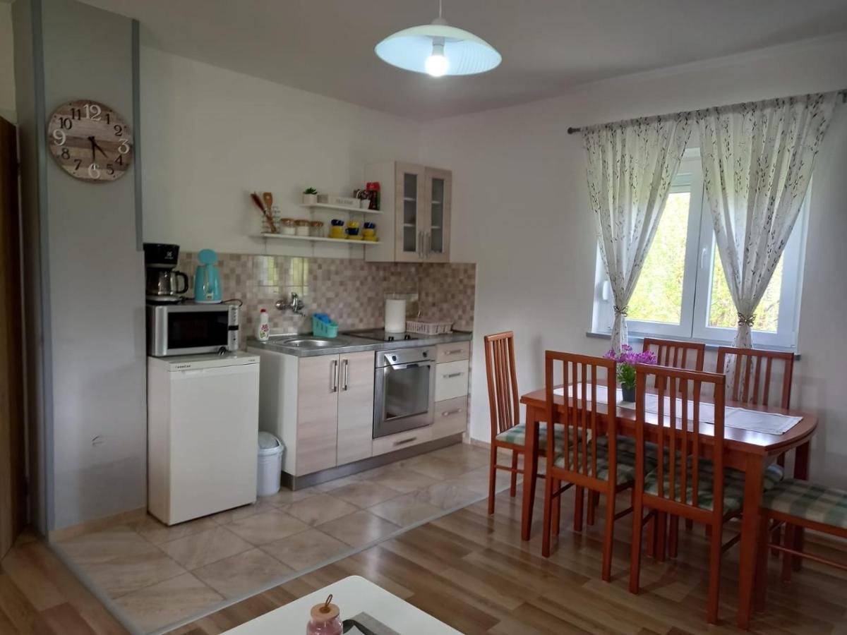 Apartment Rosie Smoljanac Luaran gambar